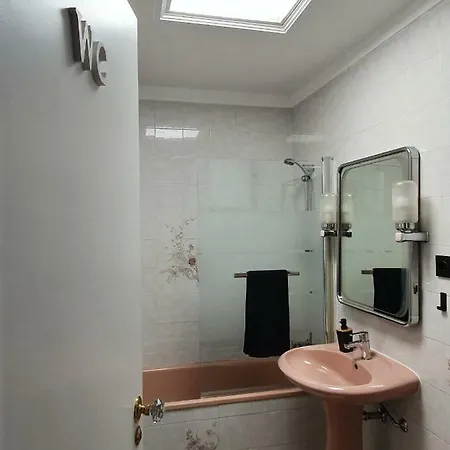 בית הארחה Ninho Jardim Do Morro *